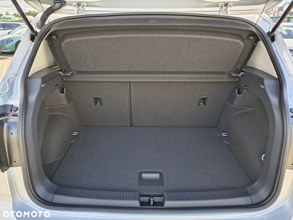Volkswagen T-Cross - 8