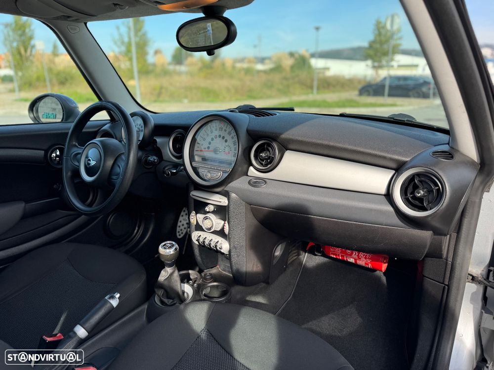 MINI Clubman Cooper D - 7