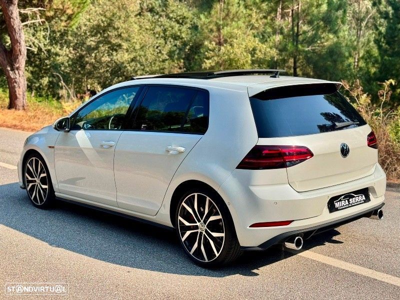 VW Golf 2.0 TSI GTI DSG Performance - 12