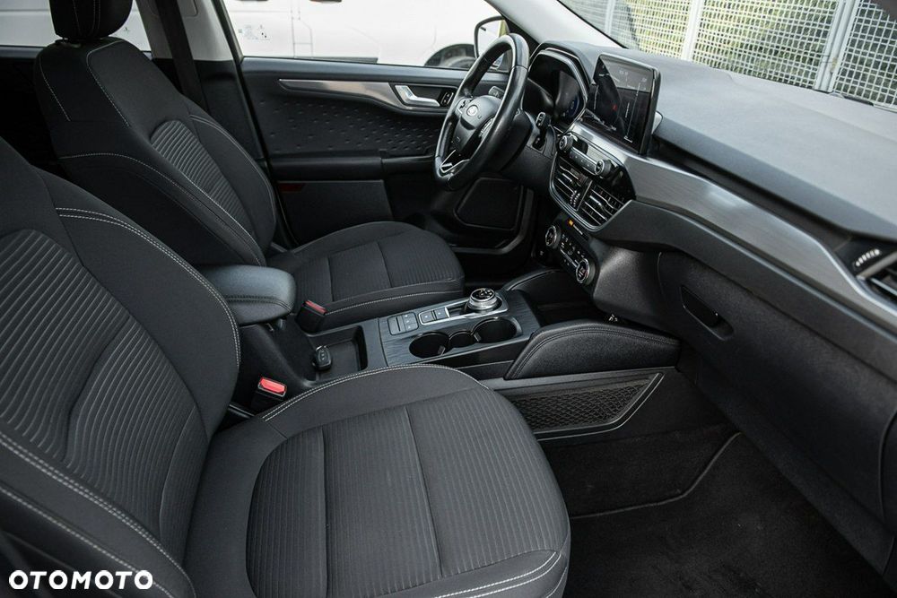 Ford Kuga 2.0 EcoBlue 4x4 TITANIUM X - 9