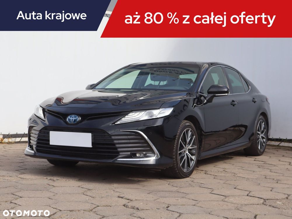 Toyota Camry - 3