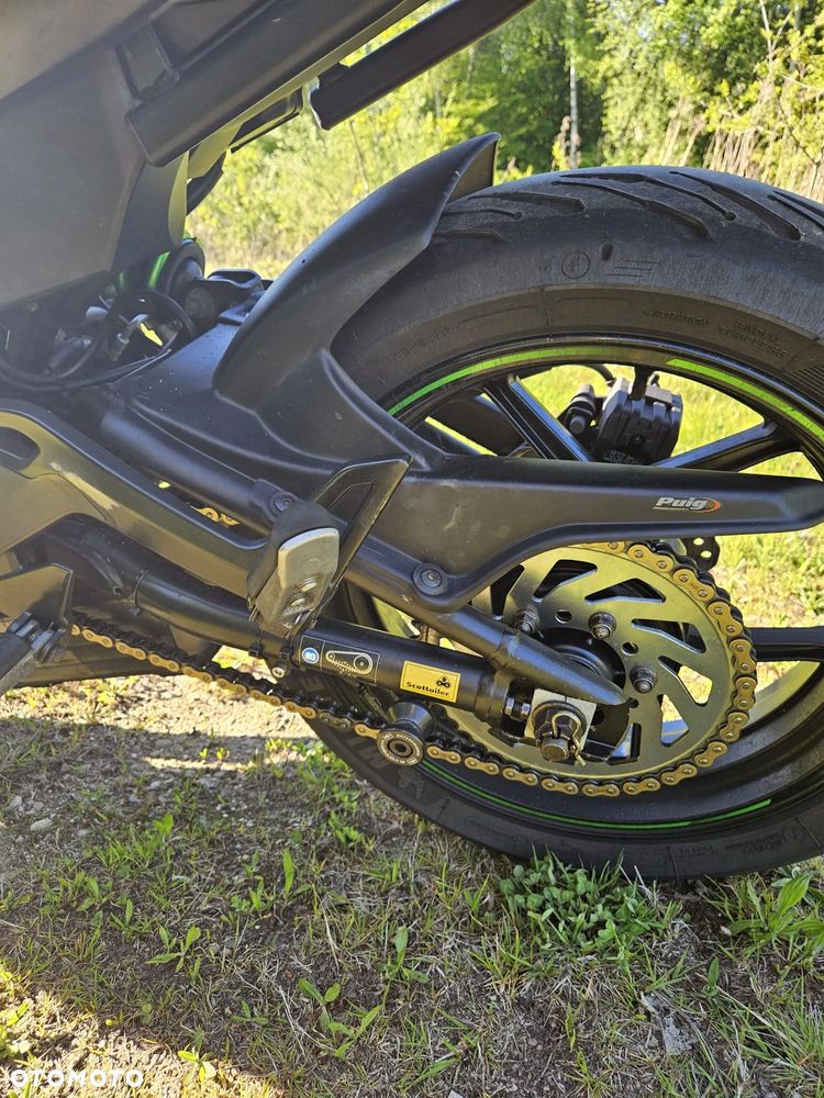 Kawasaki ER - 13