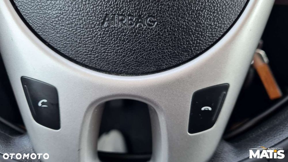 Kia Venga - 33