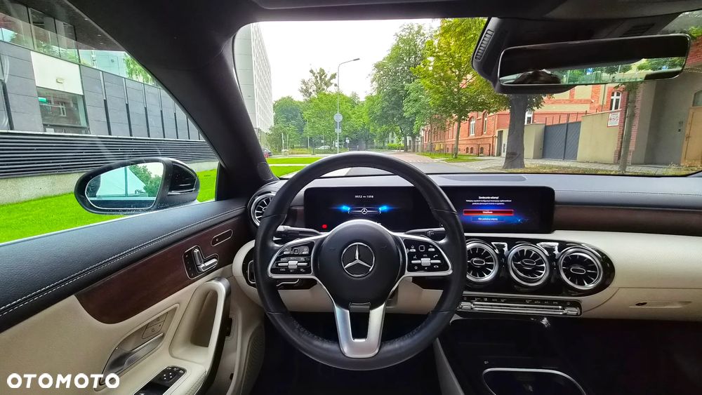 Mercedes-Benz CLA 250 4-Matic 7G-DCT - 23