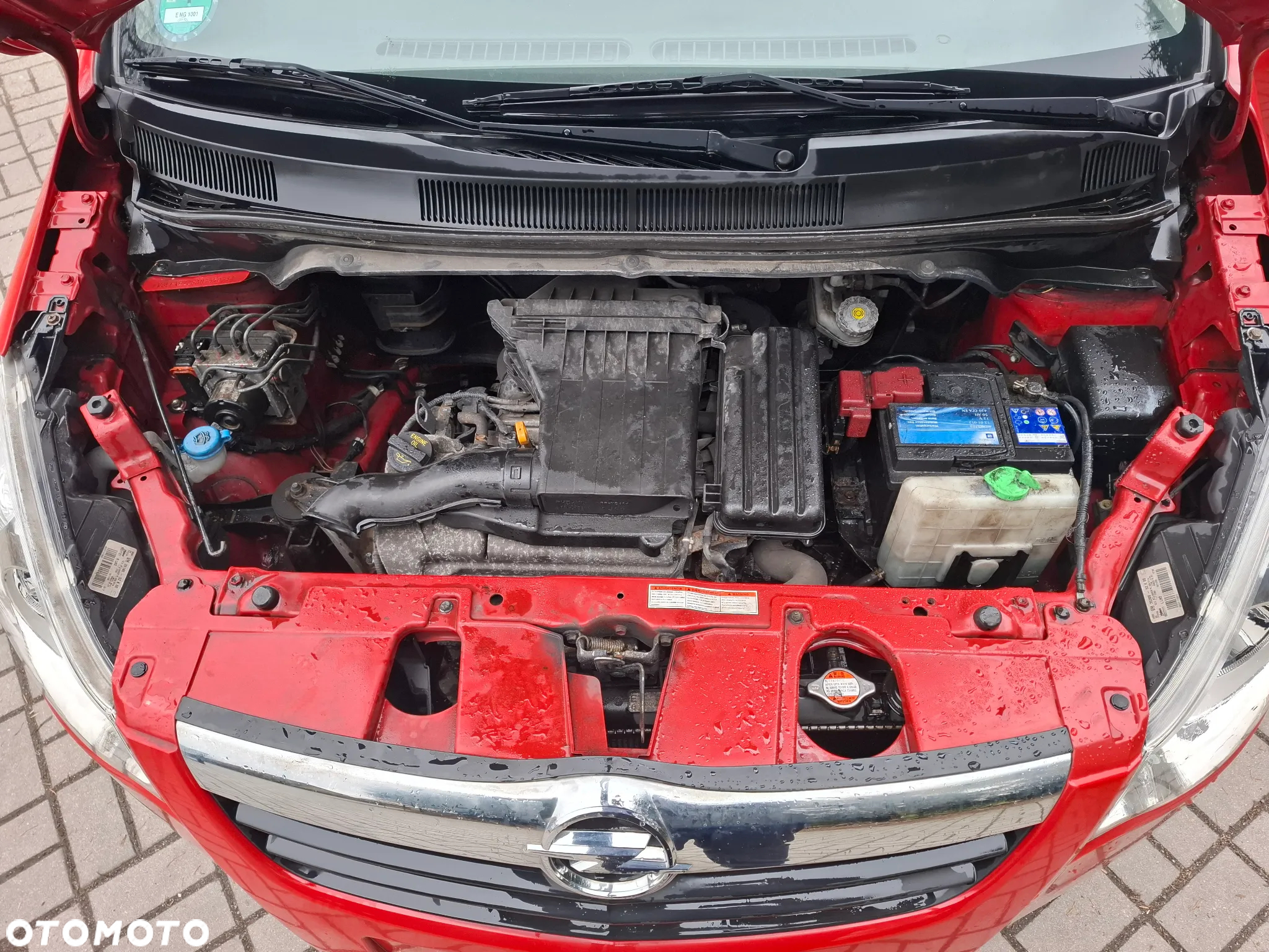 Opel Agila 1.0 - 14