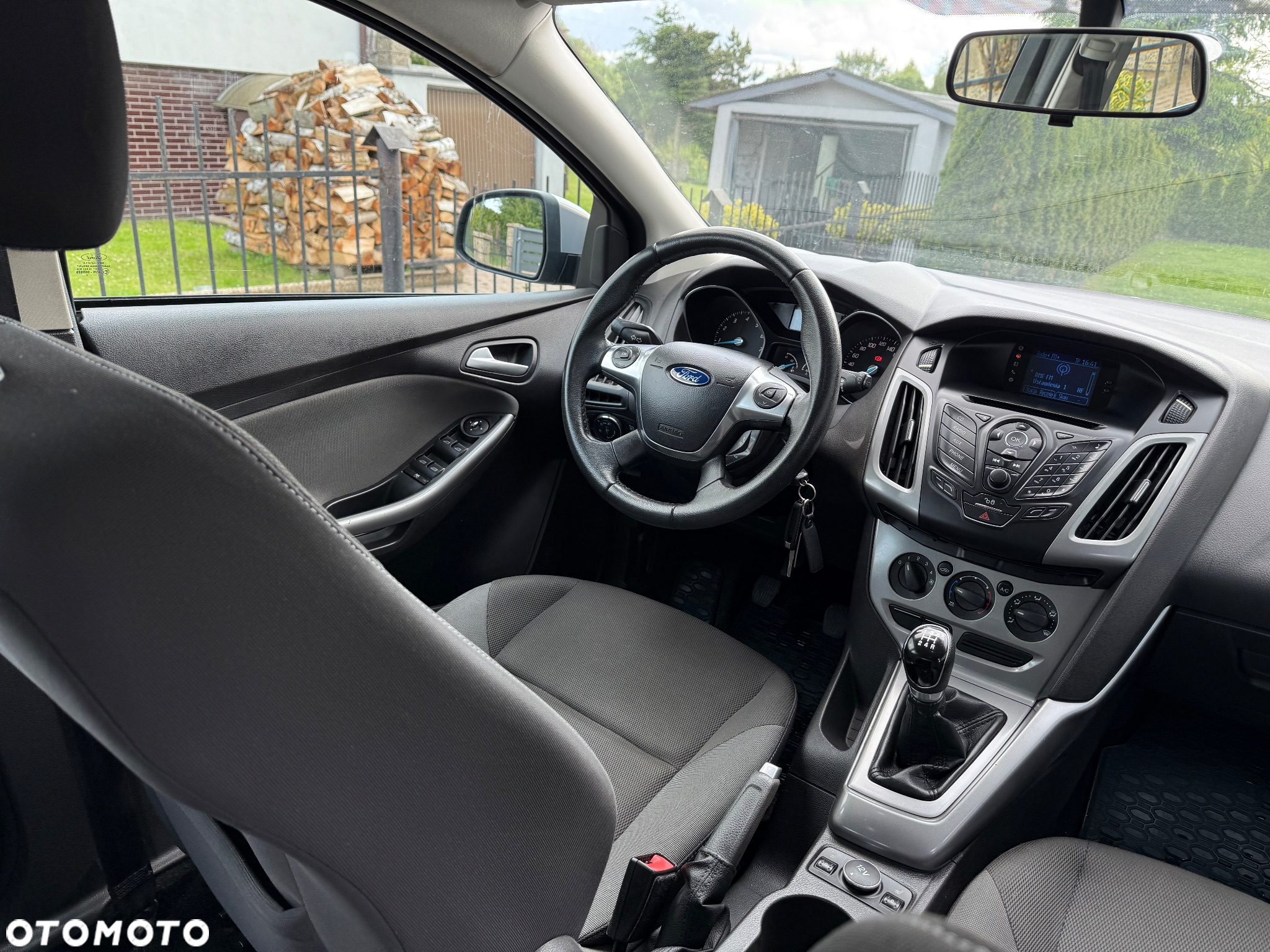 Ford Focus 1.6 Ambiente - 13