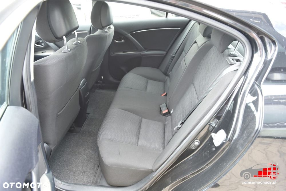 Toyota Avensis - 16