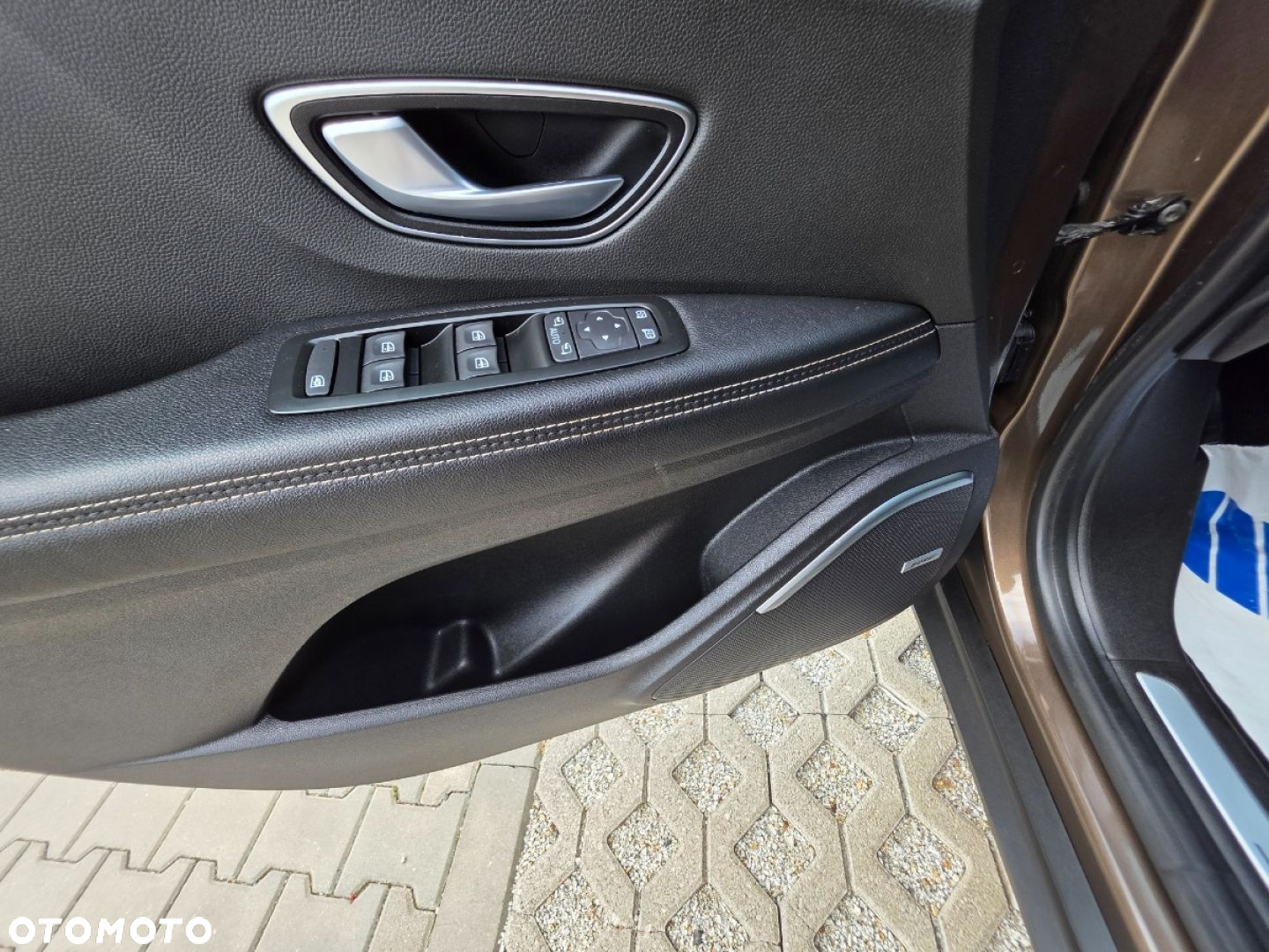 Renault Grand Scenic - 11