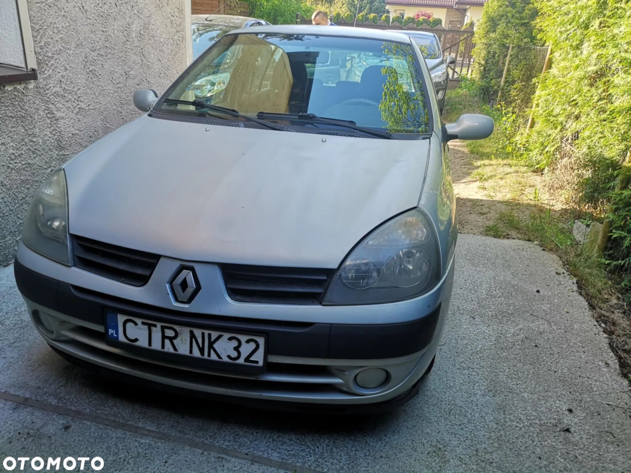 Renault Clio - 1
