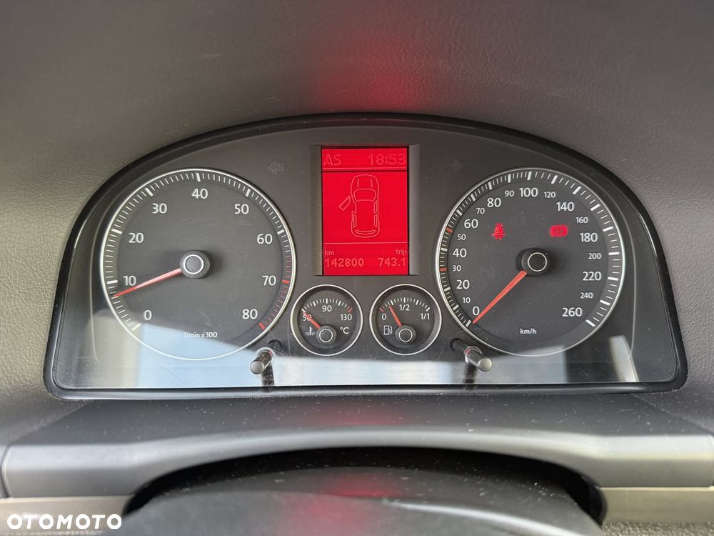 Volkswagen Touran 1.6 Freestyle - 29