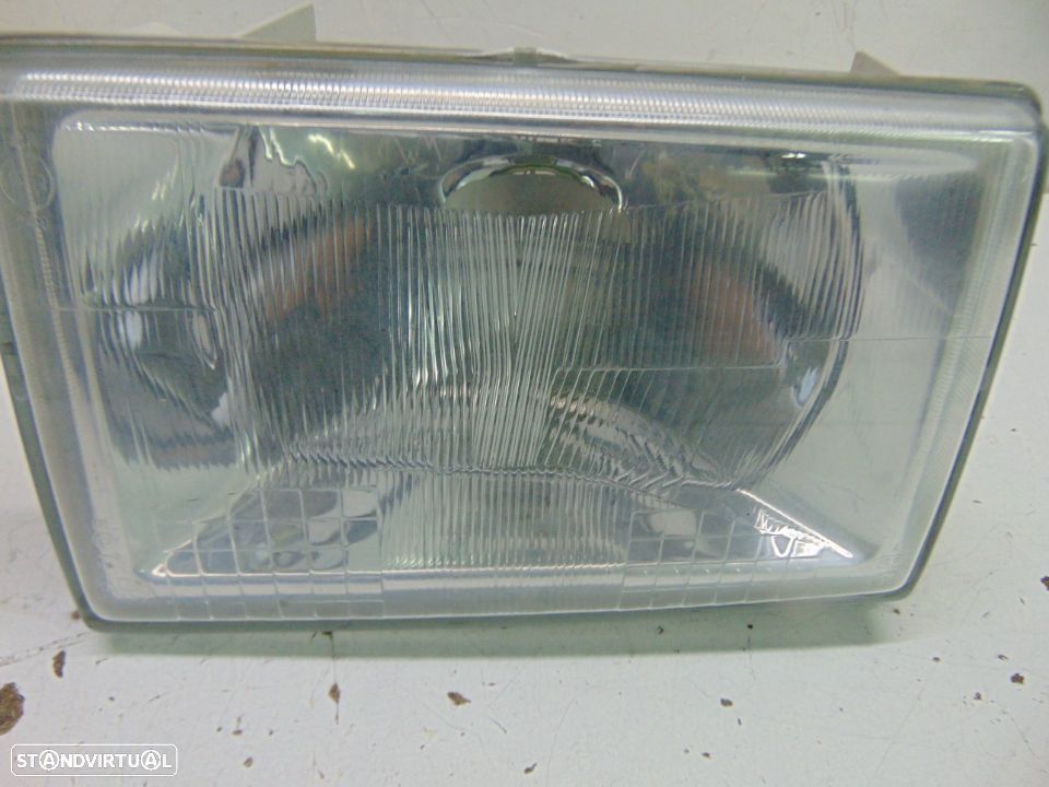 Renault 9 faróis - 4