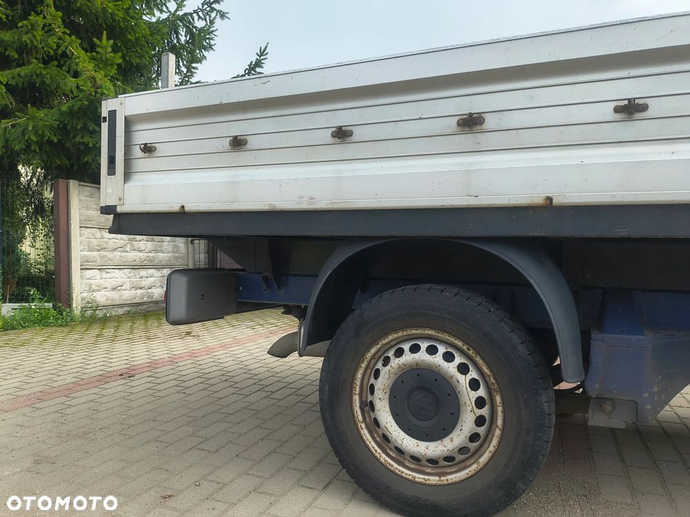Volkswagen T5 - 18