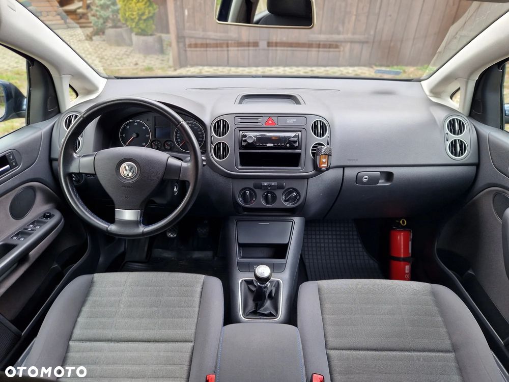 Volkswagen Golf Plus - 12