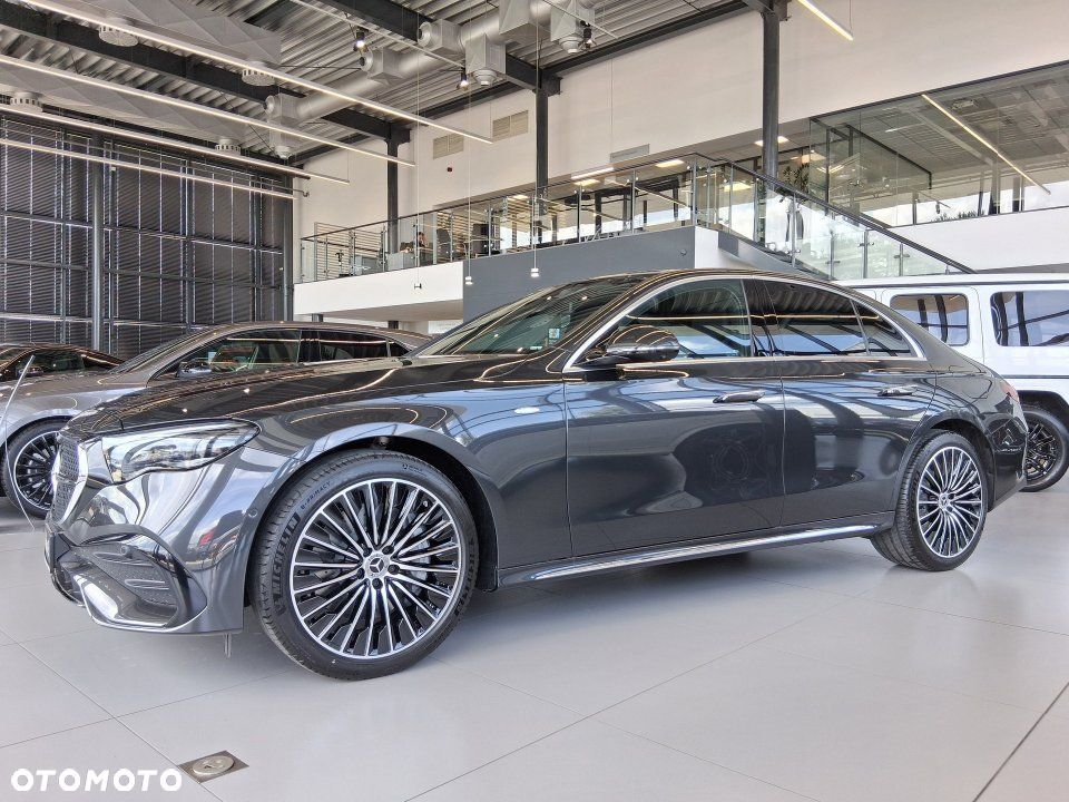 Mercedes-Benz Klasa E - 2