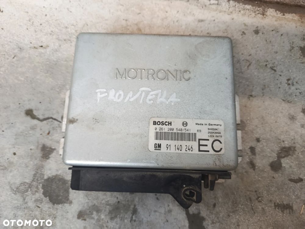 Sterownik komputer silnika Opel Froneta A 2.0 0261200540