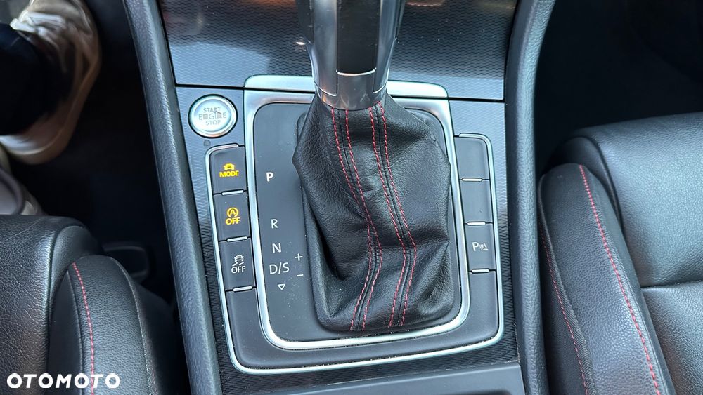 Volkswagen Golf 2.0 TSI BMT GTI Performance DSG - 13