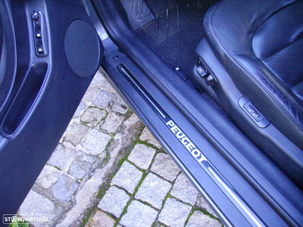 Peugeot 406 Coupé 2.0 16V - 9