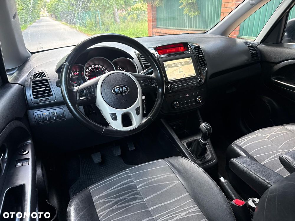 Kia Venga 1.4 CVVT Titanium Collection - 9