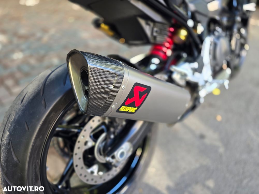 BMW F900R - 6