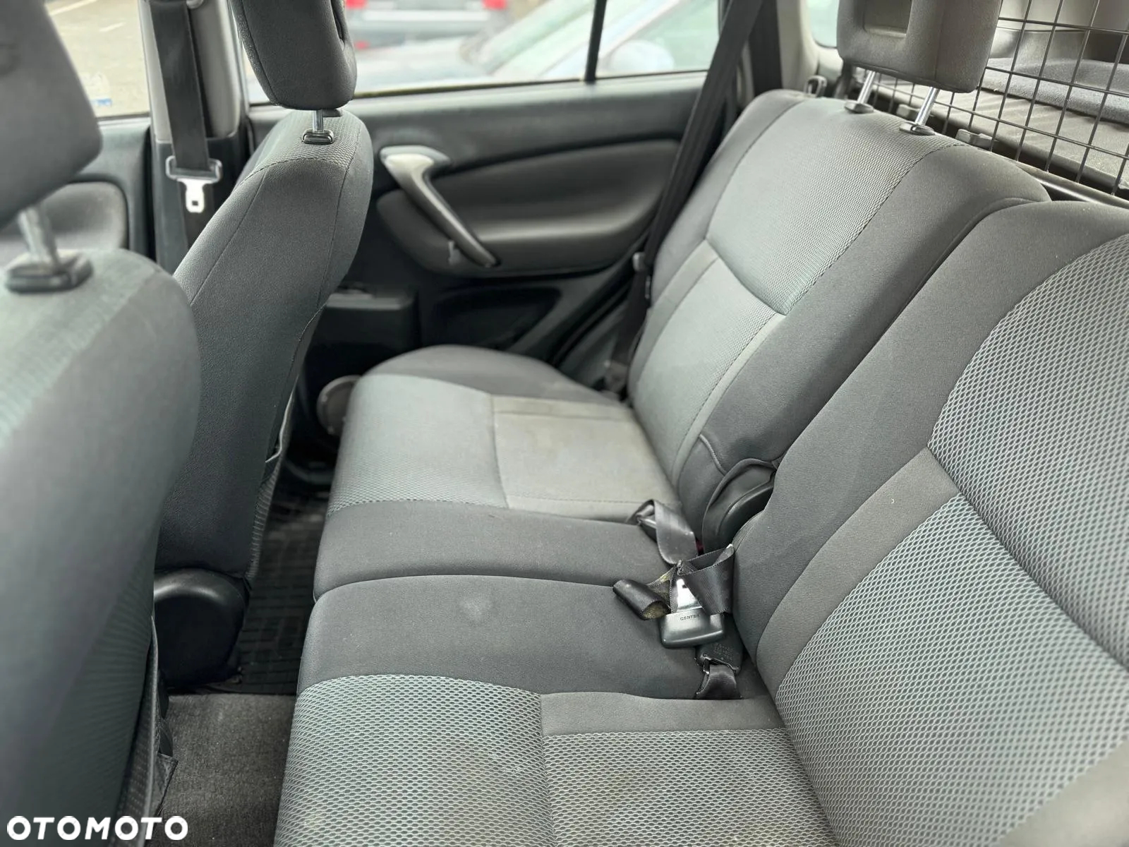Toyota Rav4  2005  poj. D-4D 116 KM - cały na CZĘŚCI - 8