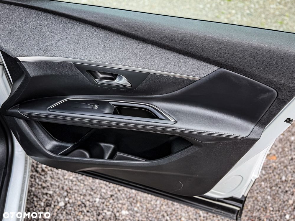 Peugeot 5008 1.5 BlueHDi GT S&S - 19