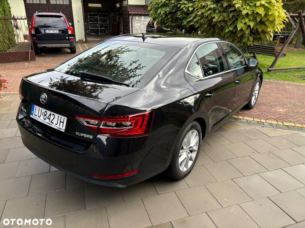 Skoda Superb 2.0 TDI Ambition DSG - 3