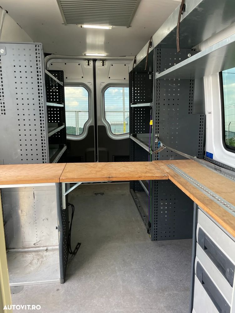Mercedes-Benz Sprinter - 3