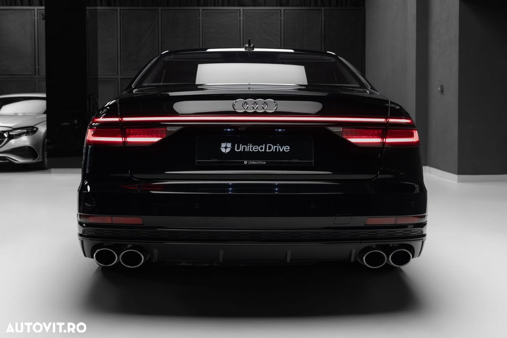 Audi A8 - 38