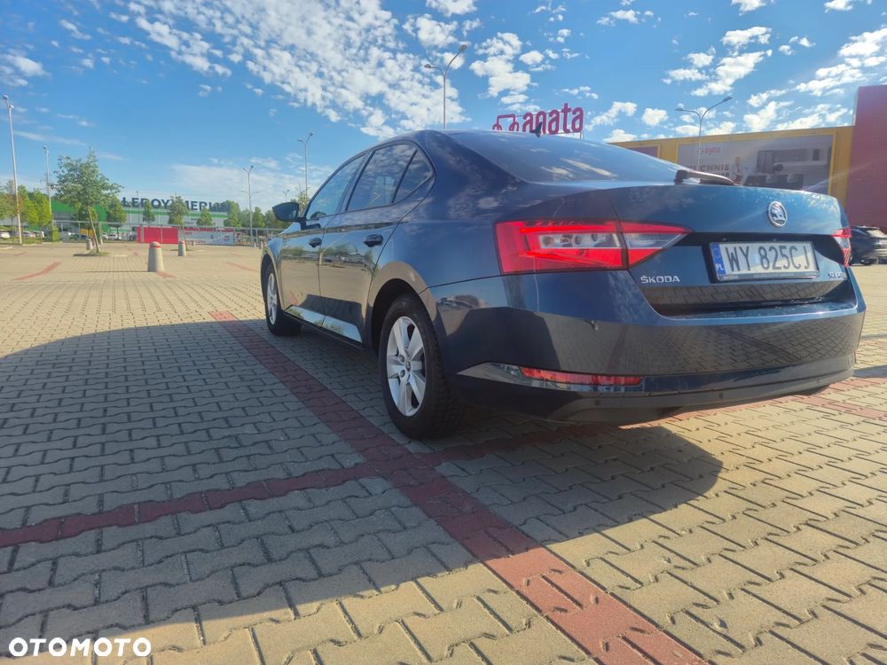 Skoda Superb 2.0 TDI Active - 3