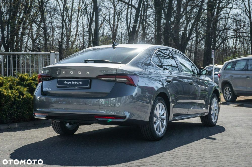 Skoda Octavia - 8
