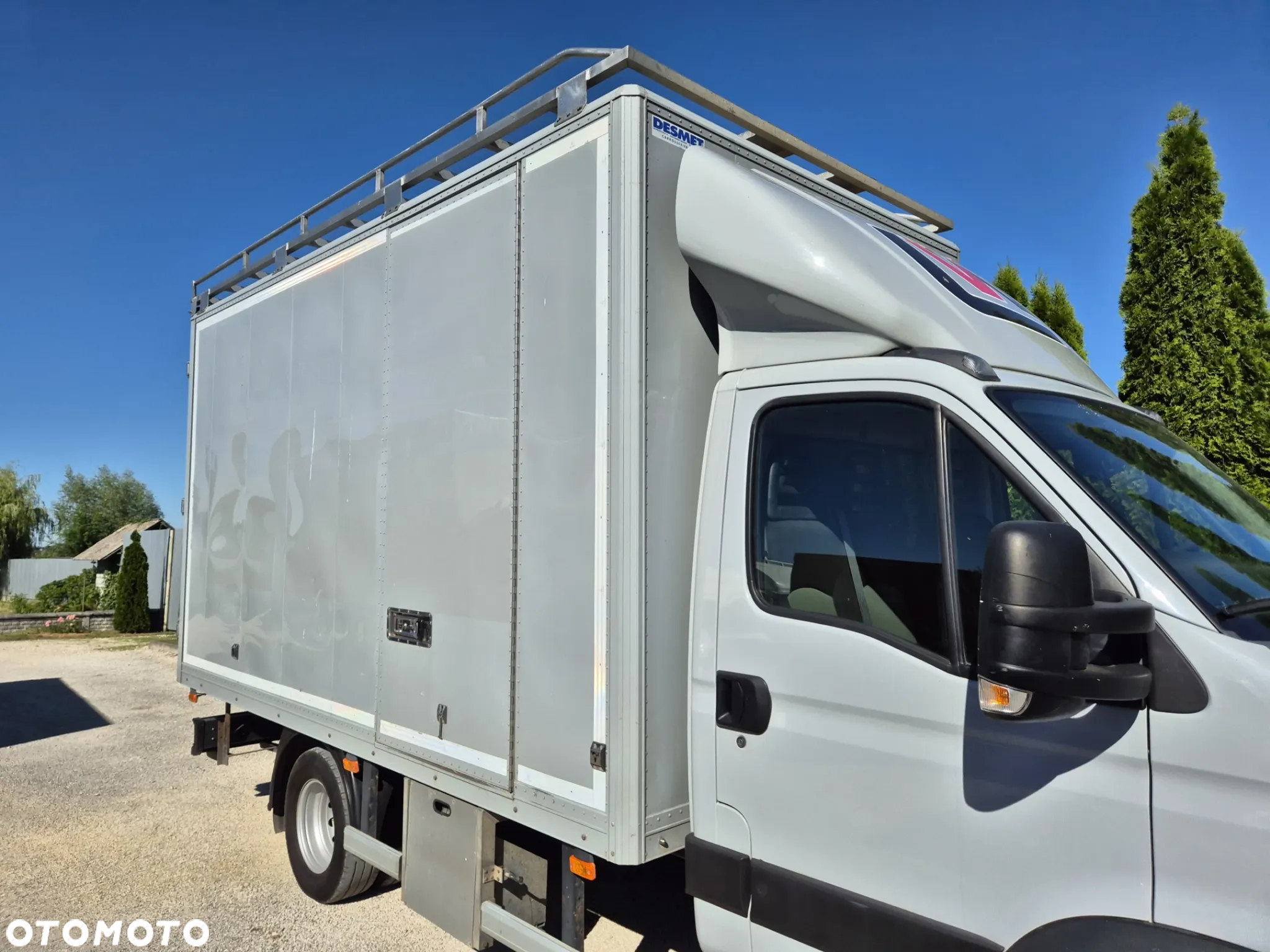 Kontener 8 palet Iveco, wysoki 230cm, bagażnik dachowy, regały, stan idealny! - 2