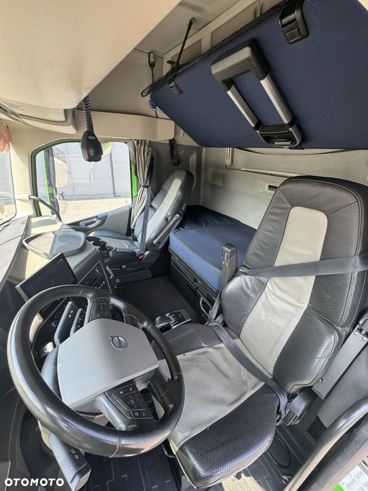 Volvo FH500 - ADR - 22