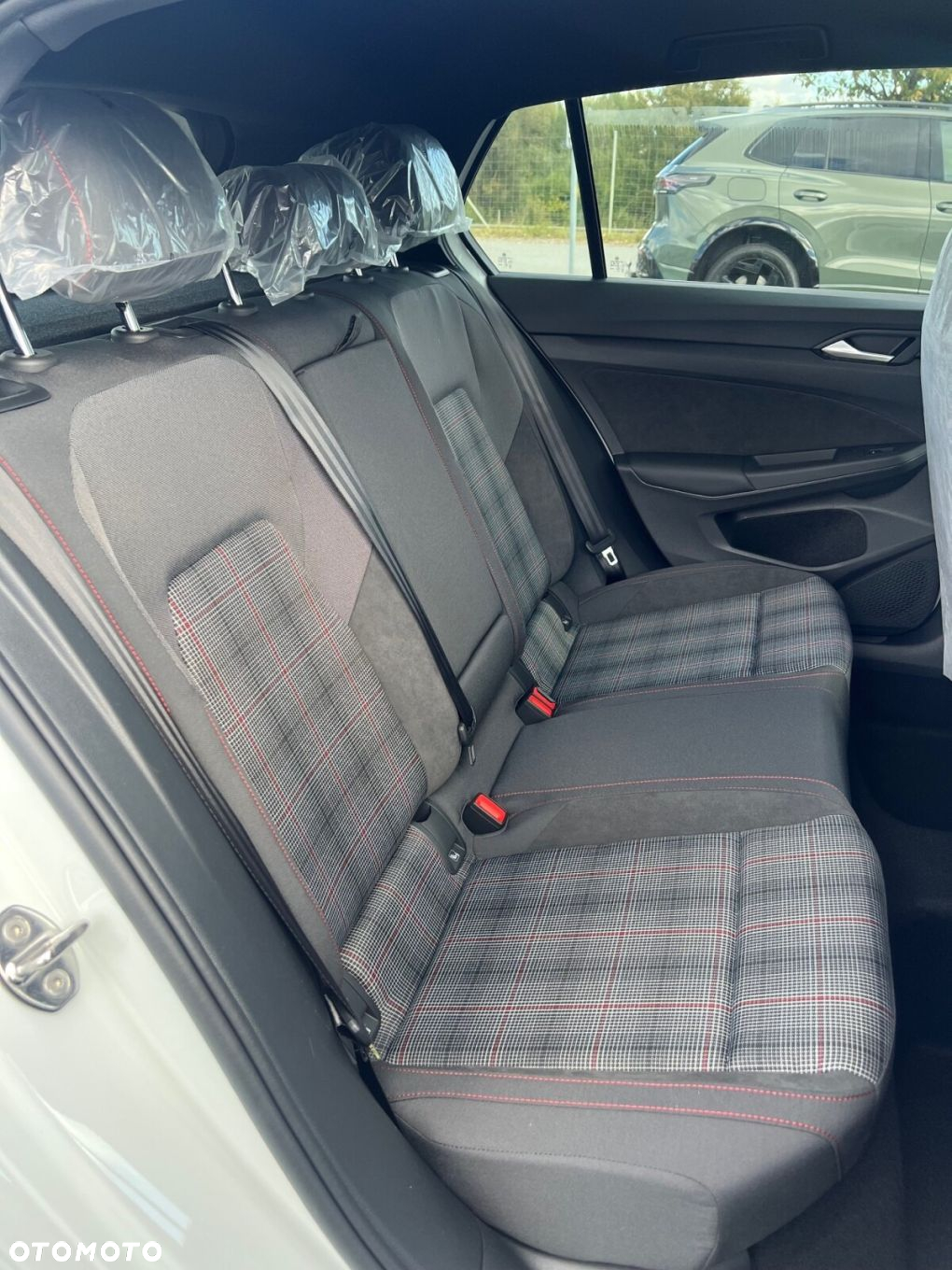 Volkswagen Golf VIII 2.0 TSI GTI DSG - 5