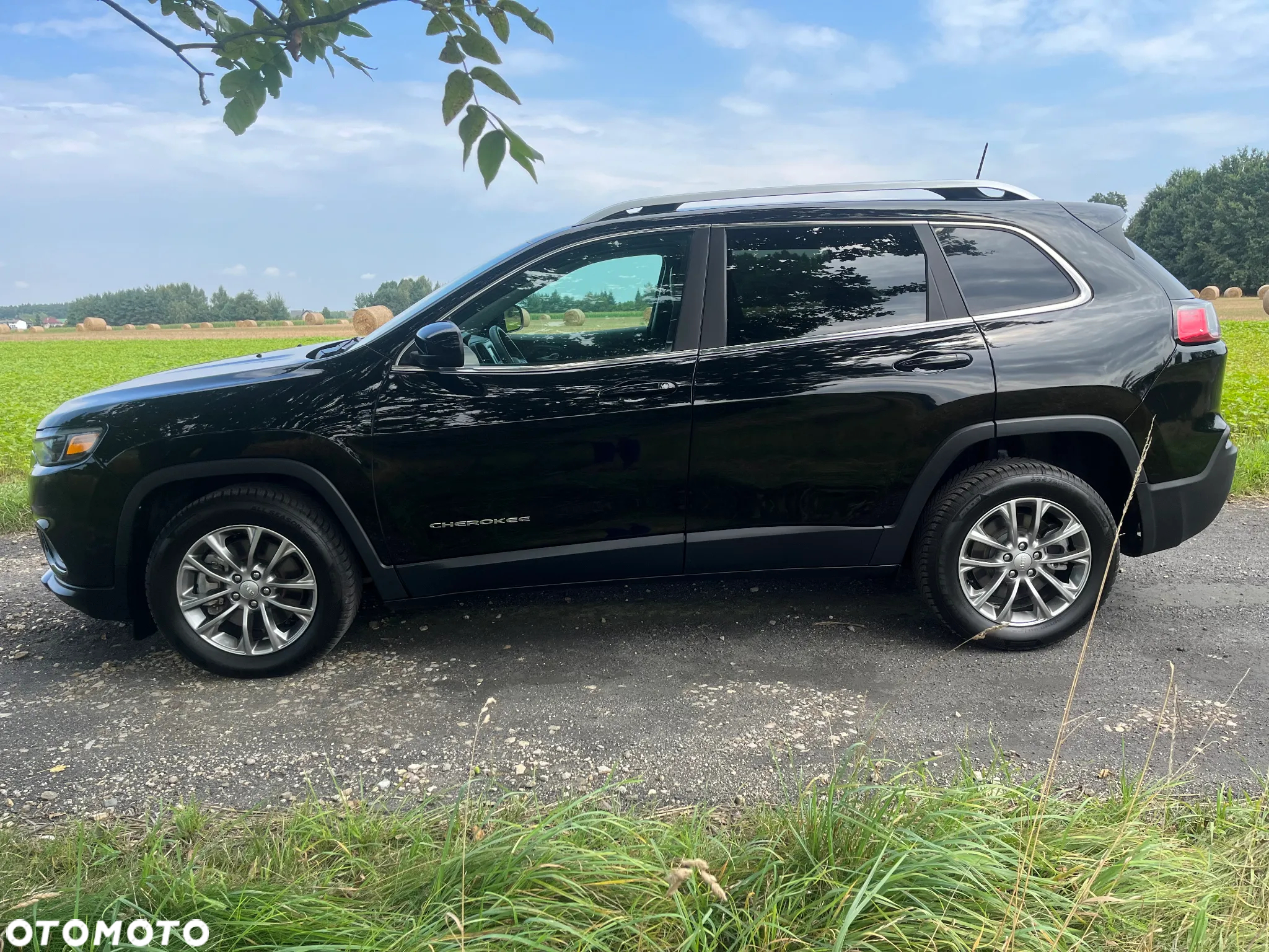 Jeep Cherokee - 9