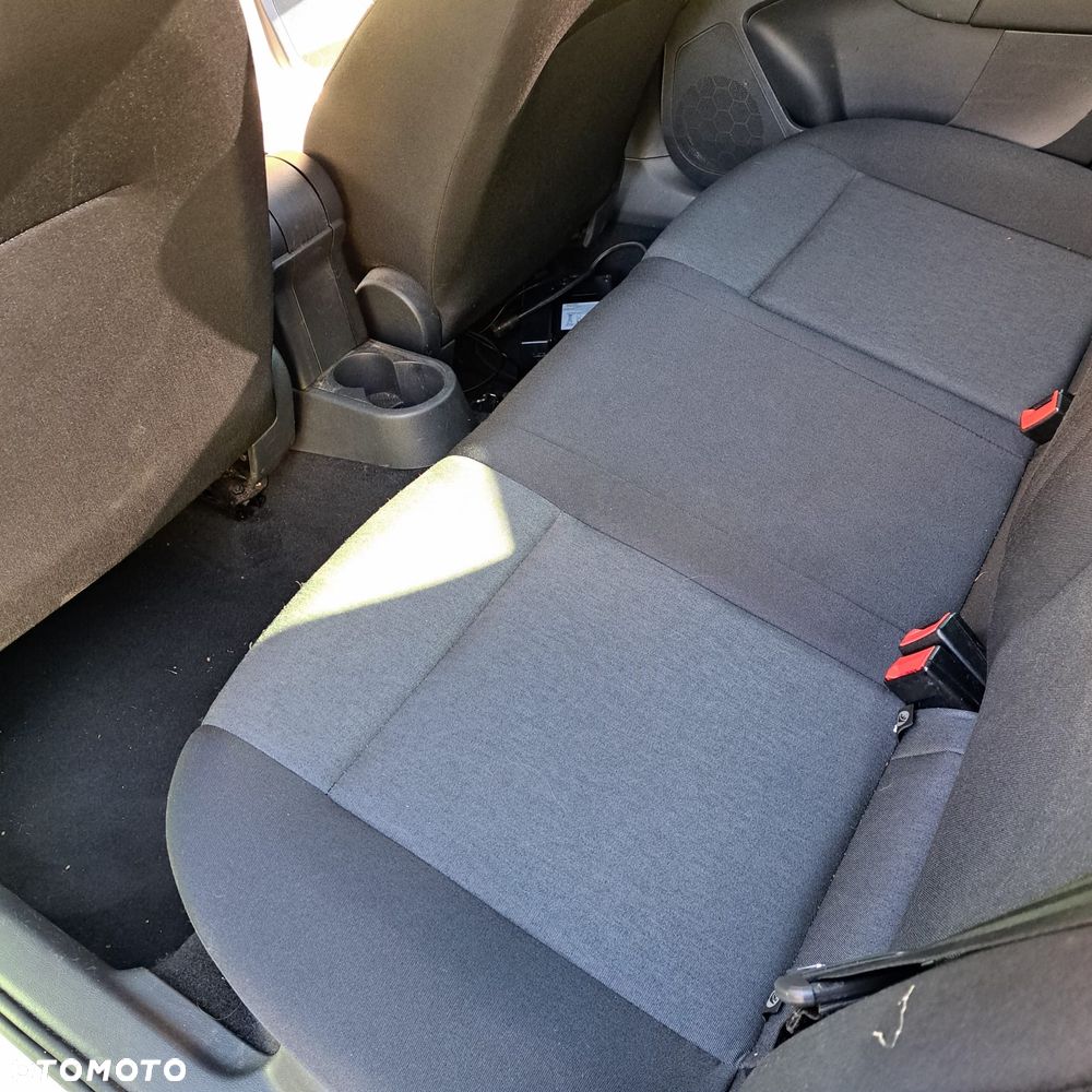 Skoda RAPID 1.0 TSI Ambition - 10