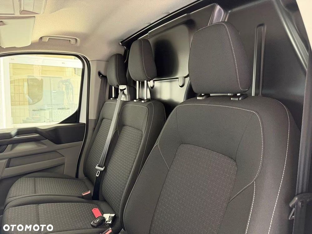 Ford Transit Custom L1 Van Trend 136KM - 13