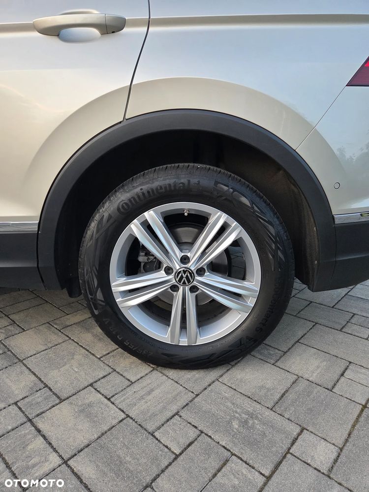 Volkswagen Tiguan 2.0 TDI SCR 4Mot Elegance DSG - 18