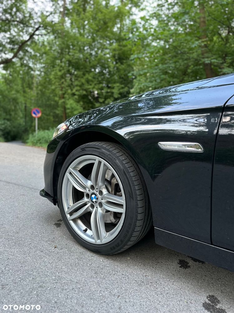 BMW Seria 5 525d - 10