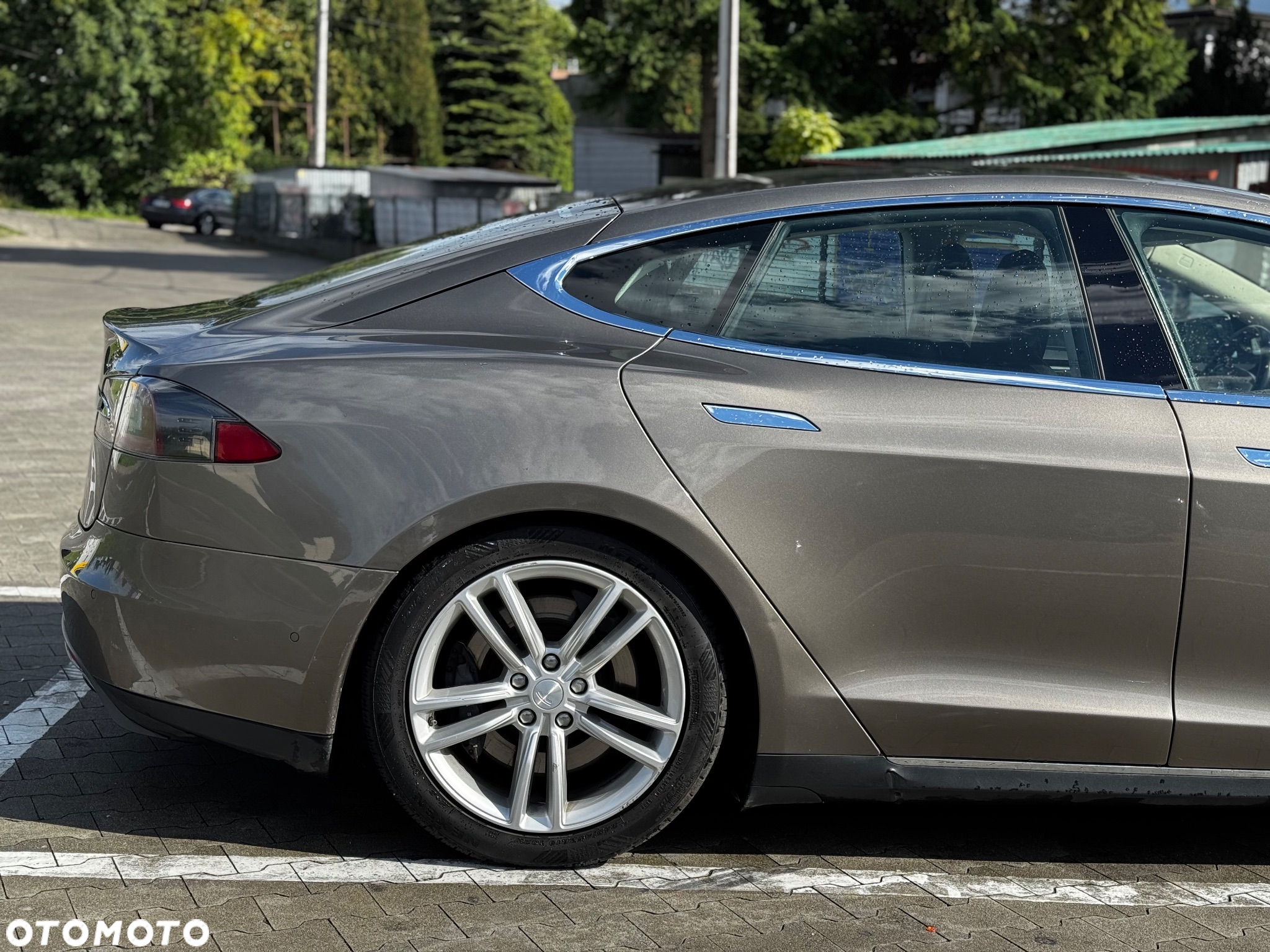 Tesla Model S Long Range Plus - 6