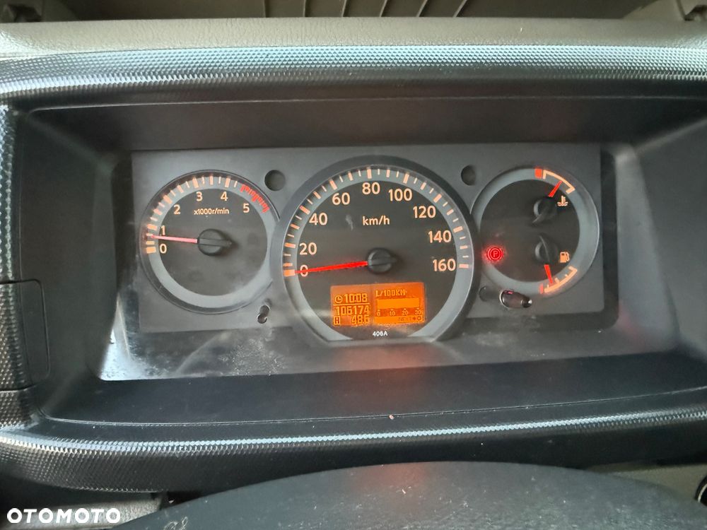 Nissan CABSTAR  2.5  DRABINA - PODAJNIK BOCKER DEKARSKO - MEBLOWY  WYSOKOŚĆ 26 M - 28