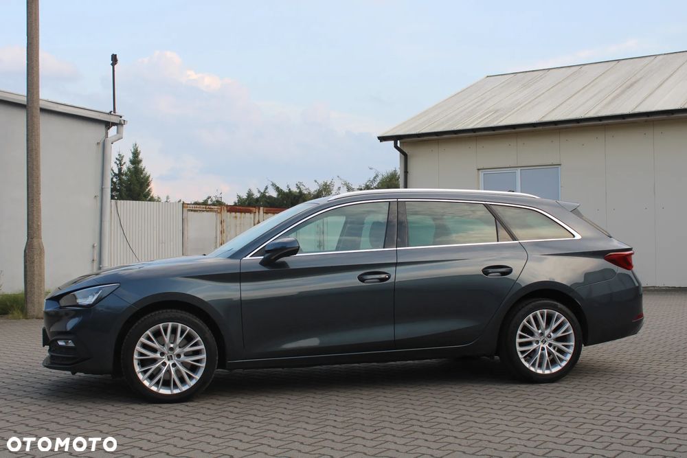 Seat Leon Sportstourer 2.0 TDI DSG Xcellence Plus - 3