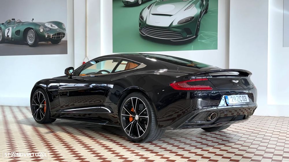Aston Martin Vanquish Touchtronic 2 - 3