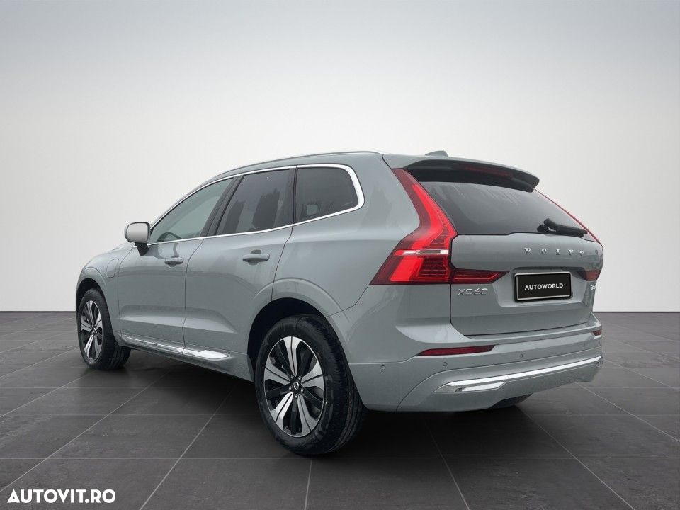 Volvo XC 60 T8 AWD AT PHEV Plus Bright - 4