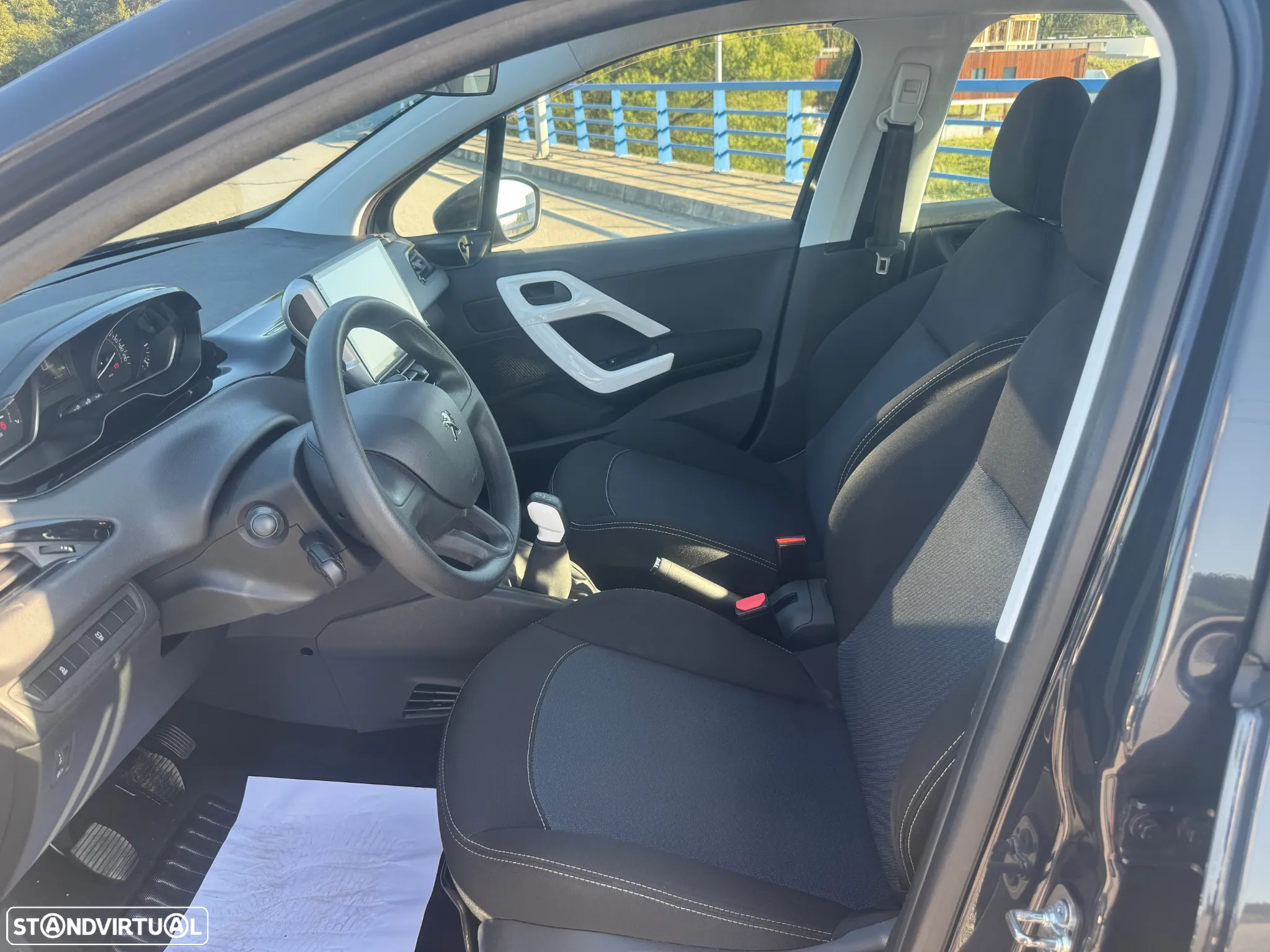 Peugeot 208 PureTech 68 Like - 11