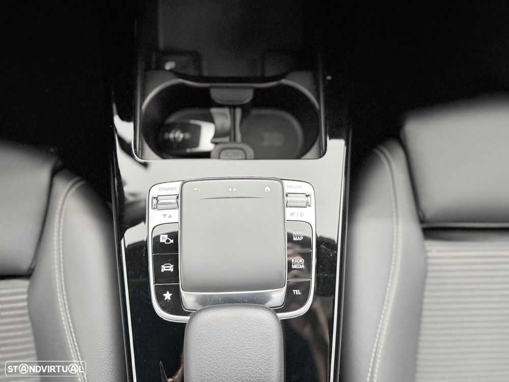 Mercedes-Benz A 180 - 23