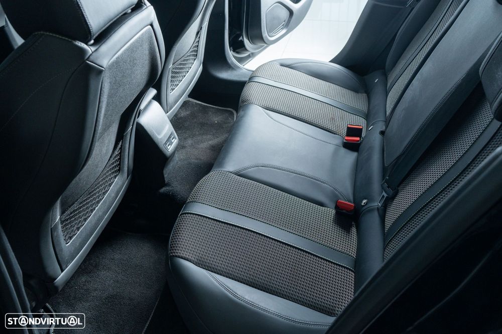 Peugeot e-208 50 kWh GT - 7