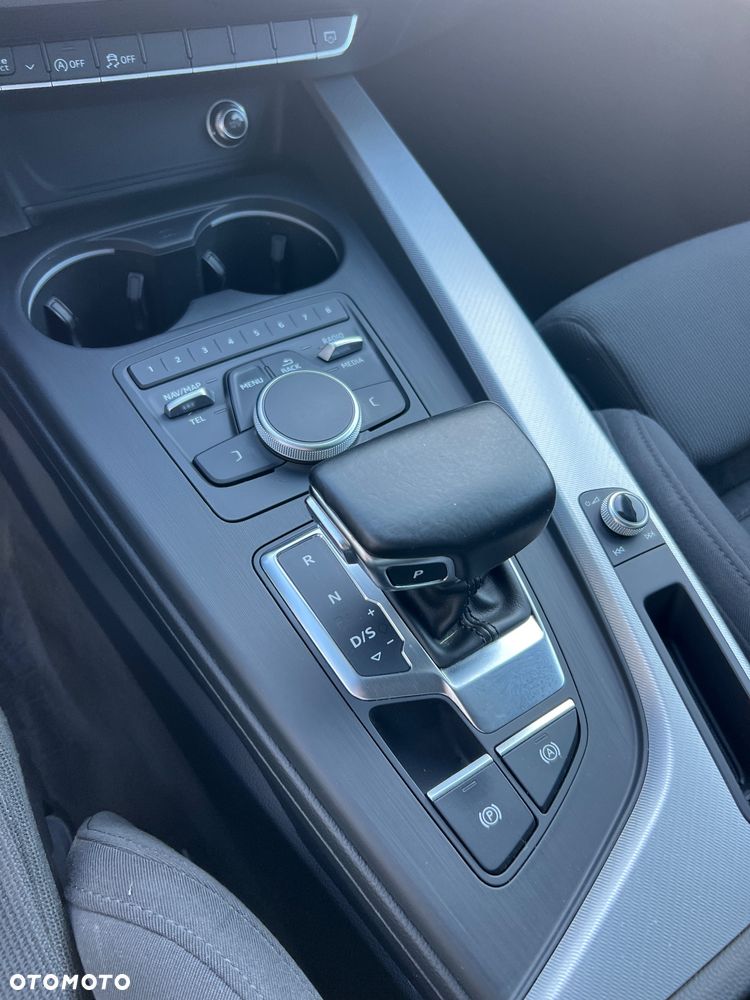 Audi A4 Avant - 16