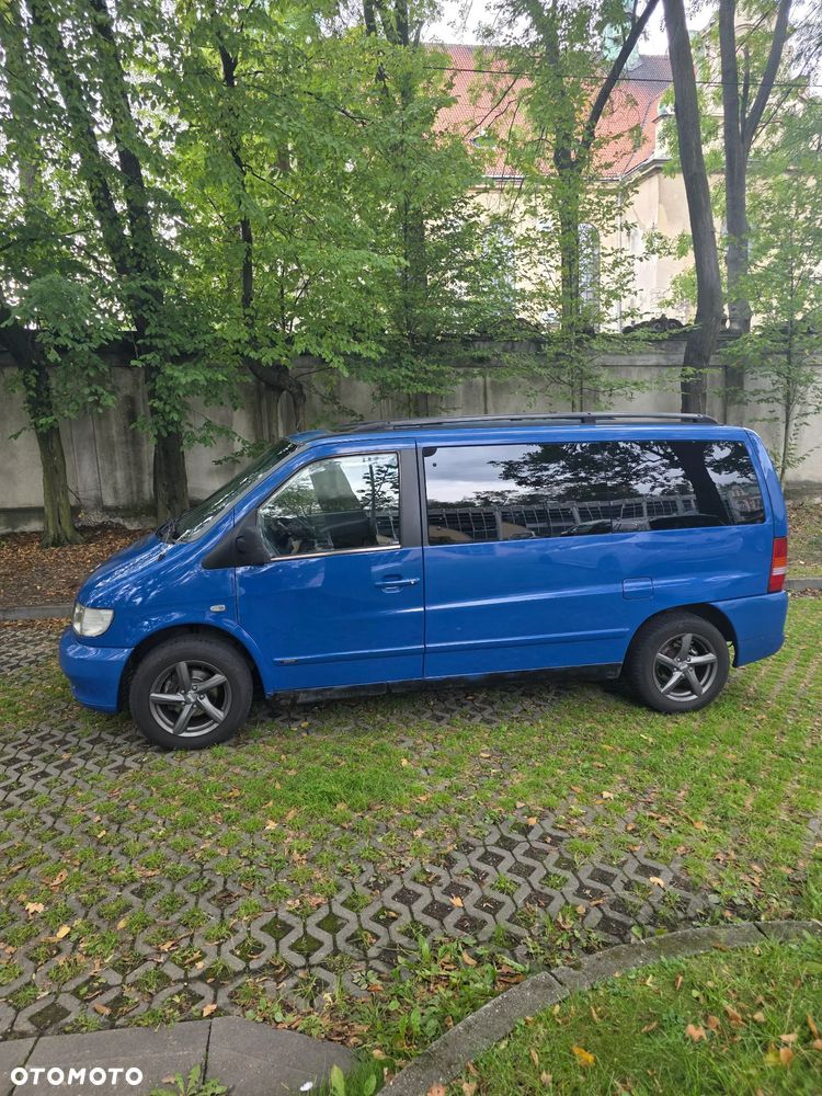 Mercedes-Benz Klasa V - 2