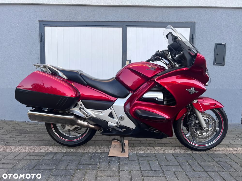 Honda ST - 3