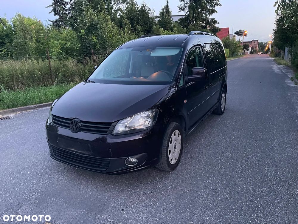 Volkswagen Caddy Maxi Comfortline BMT - 10